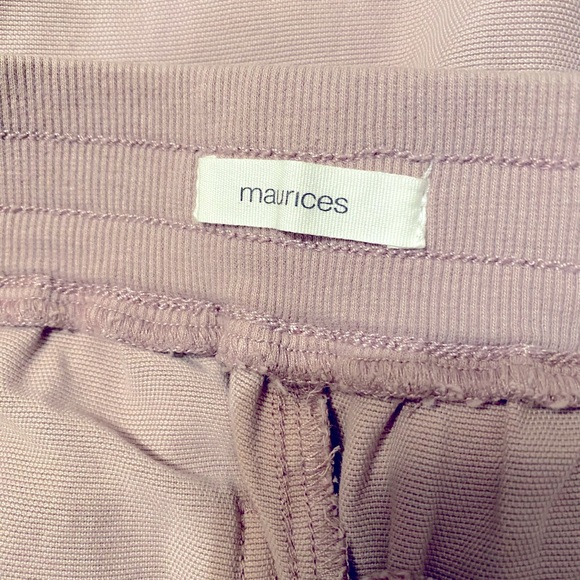 Ladies Maurice’s Size 2 Casual Pants, Light Purple - Picture 5 of 5